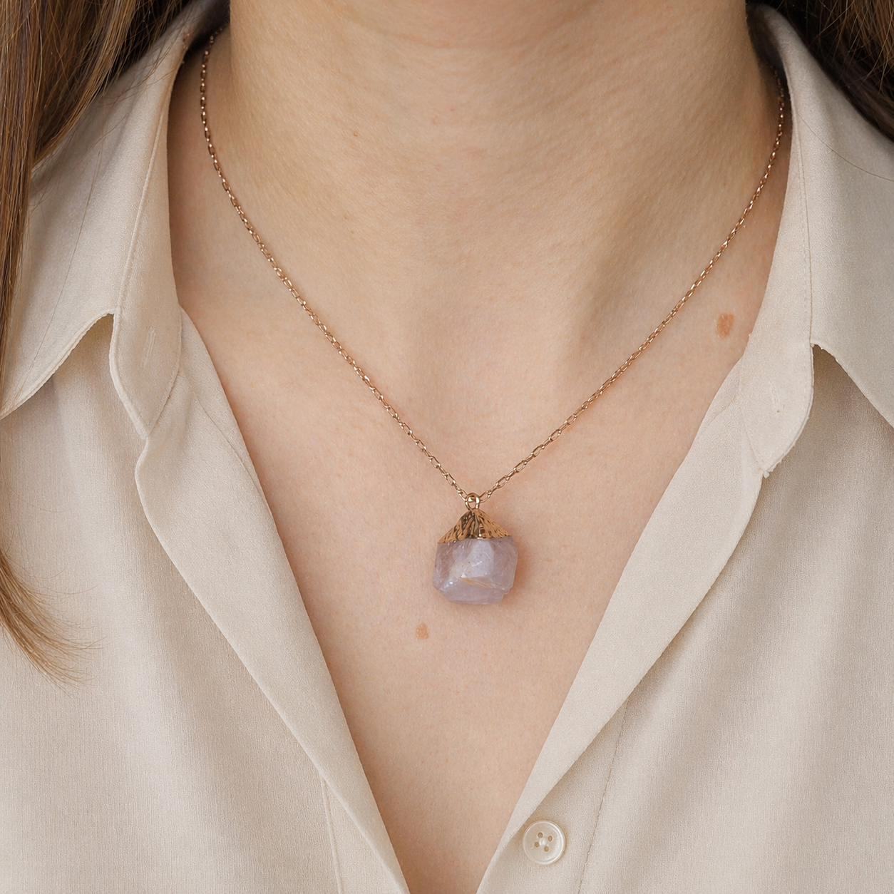 Collier pendentif en Quartz Rose