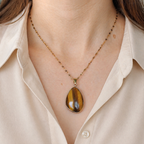 Collier pendentif en Oeil de Tigre