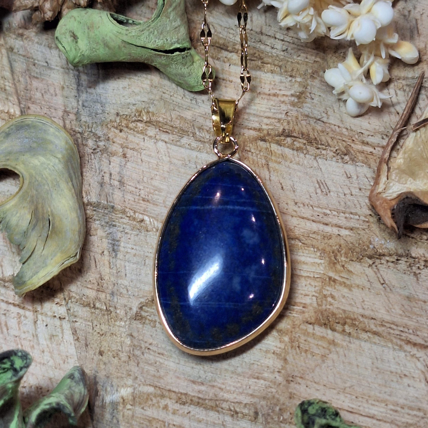 Collier pendentif en Lapis-Lazuli