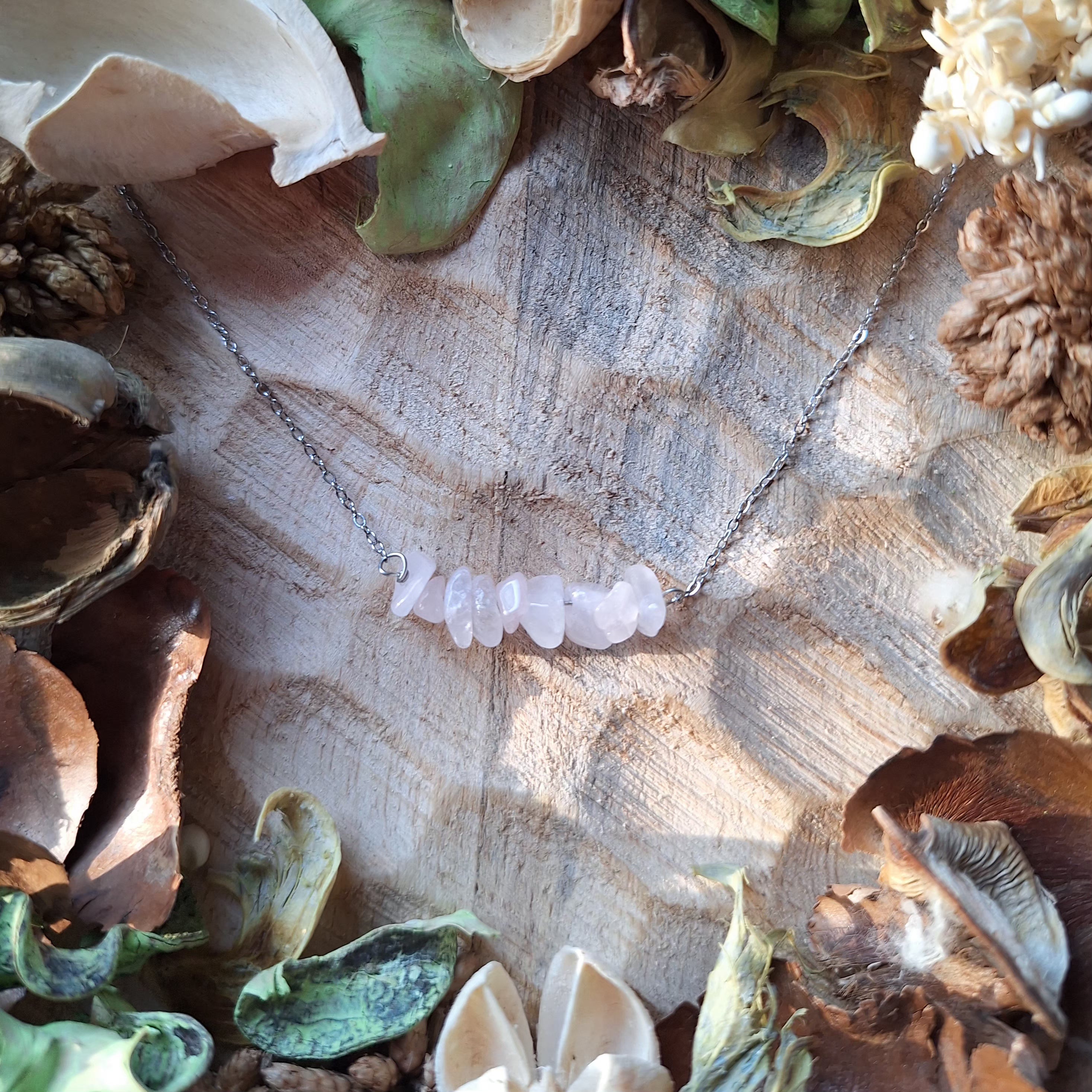 Collier avec perles de Quartz blanc