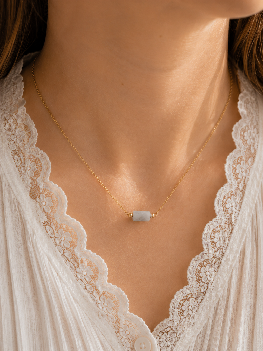 Collier avec pendentif Aigue Marine