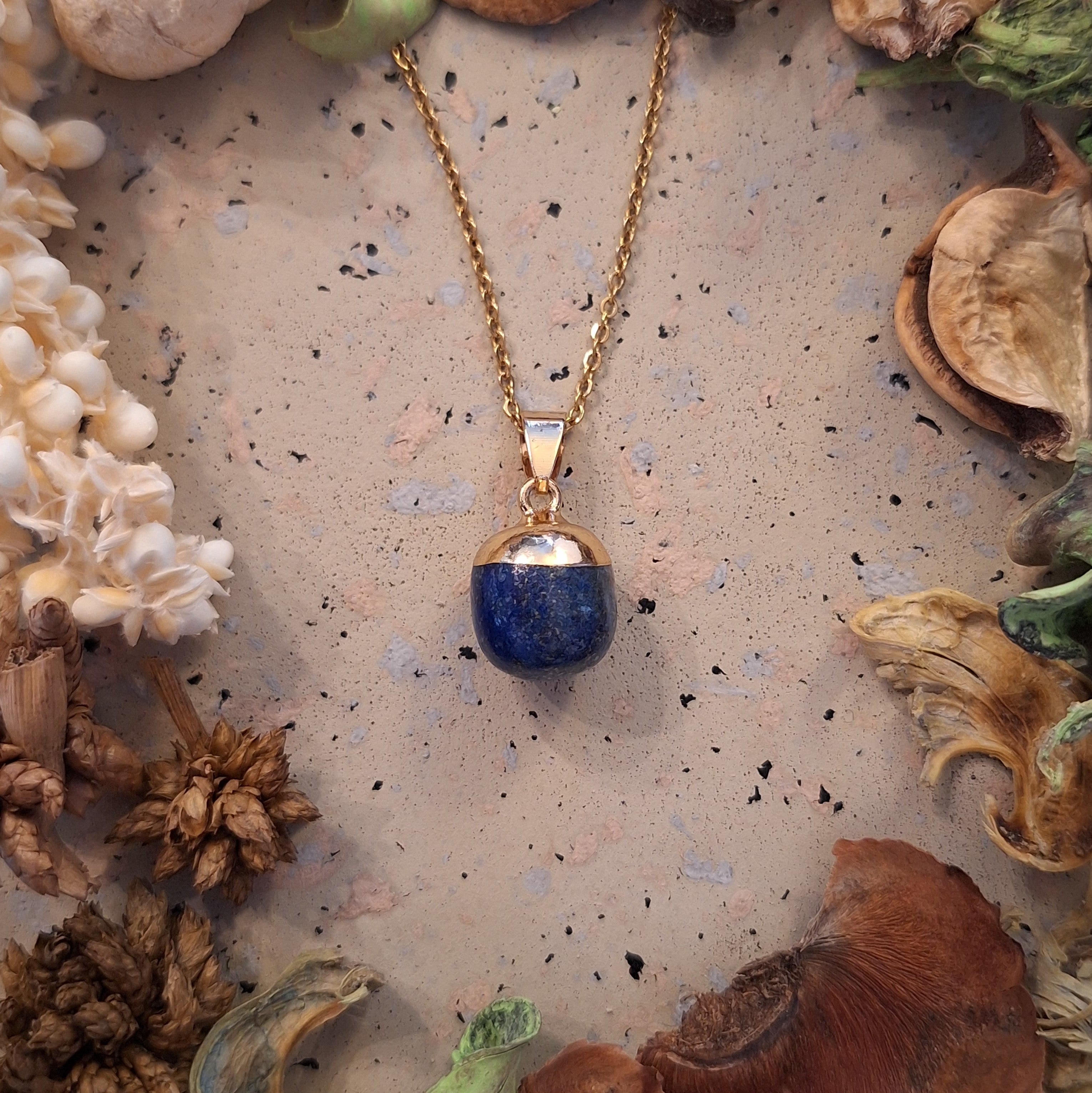Collier pendentif en Lapis-Lazuli