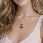 Collier pendentif en Oeil de Tigre