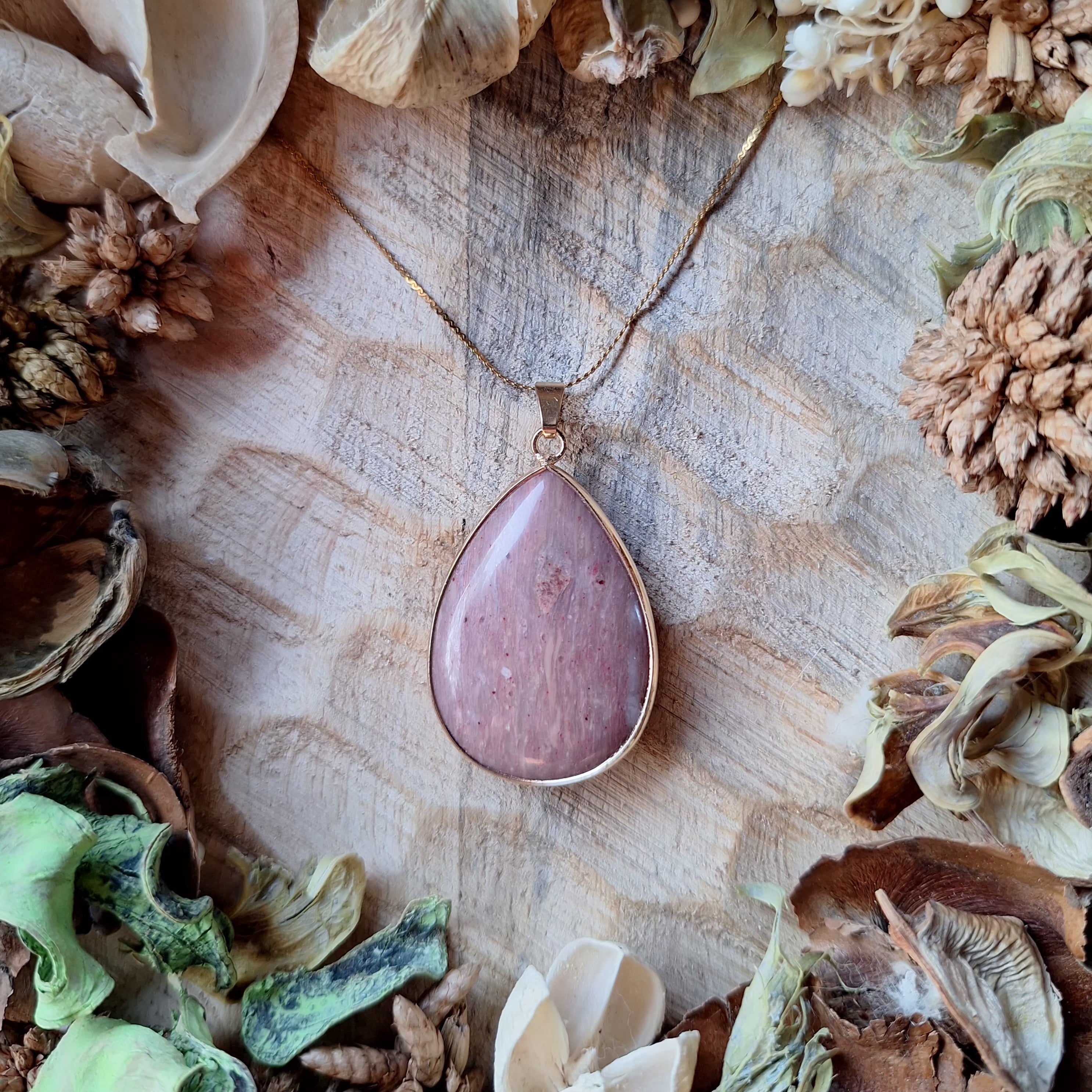 Collier pendentif en Rhodochrosite