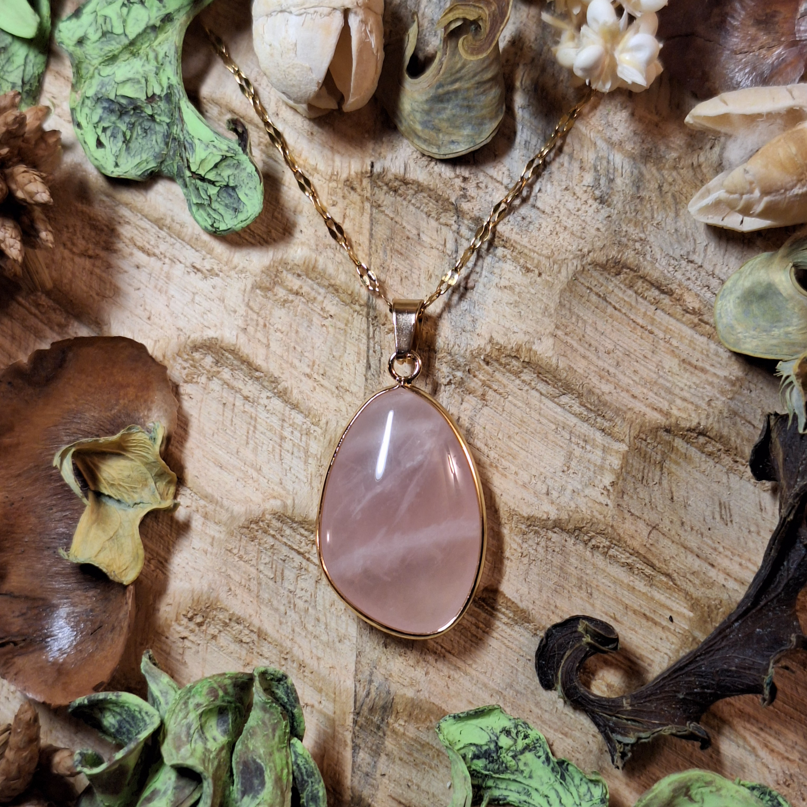 Collier pendentif en Quartz Rose