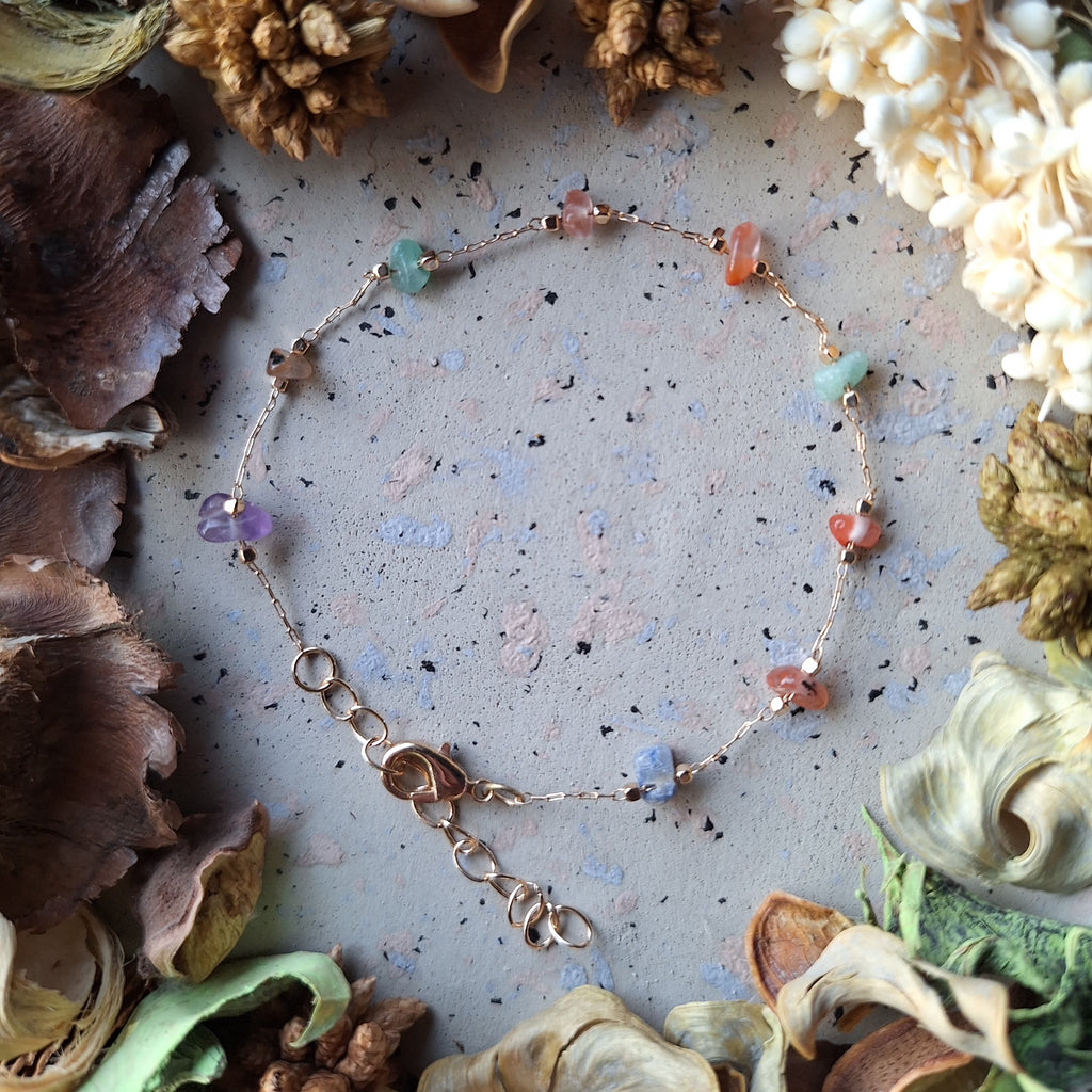 Bracelet avec pierres diverses