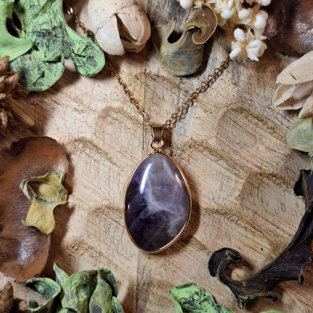 Collier pendentif en Améthyste